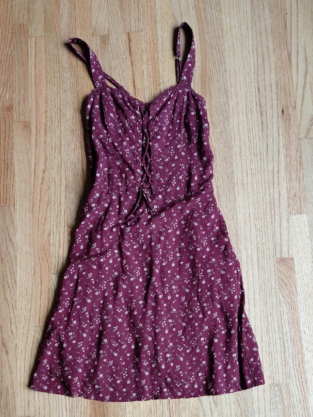 Hollister Floral Lace-Up Cami Dress in Burgundy
